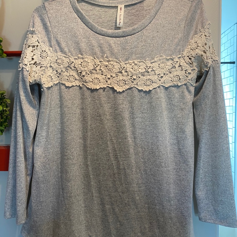 Lace long sleeve